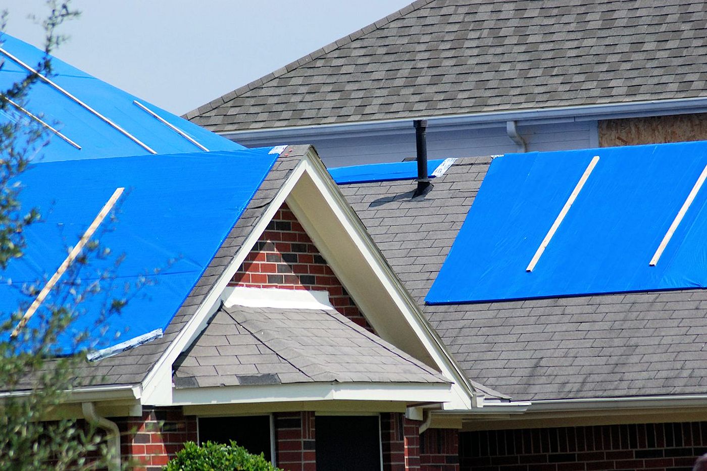 Veterans Roofing LLC - Best Emergency Storm Roofing Service in Texoma